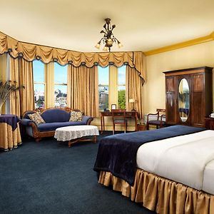 Superior King Room Harbor View